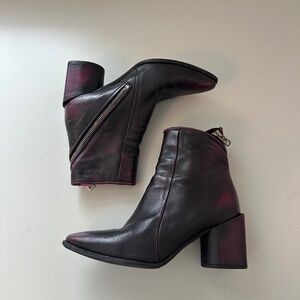 A.S.98 Earl Heeled Ankle Boots in Distressed Fuchsia Leather | Size 8